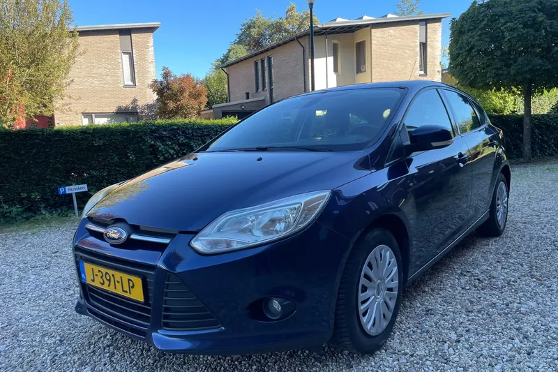 Ford Focus (2012)