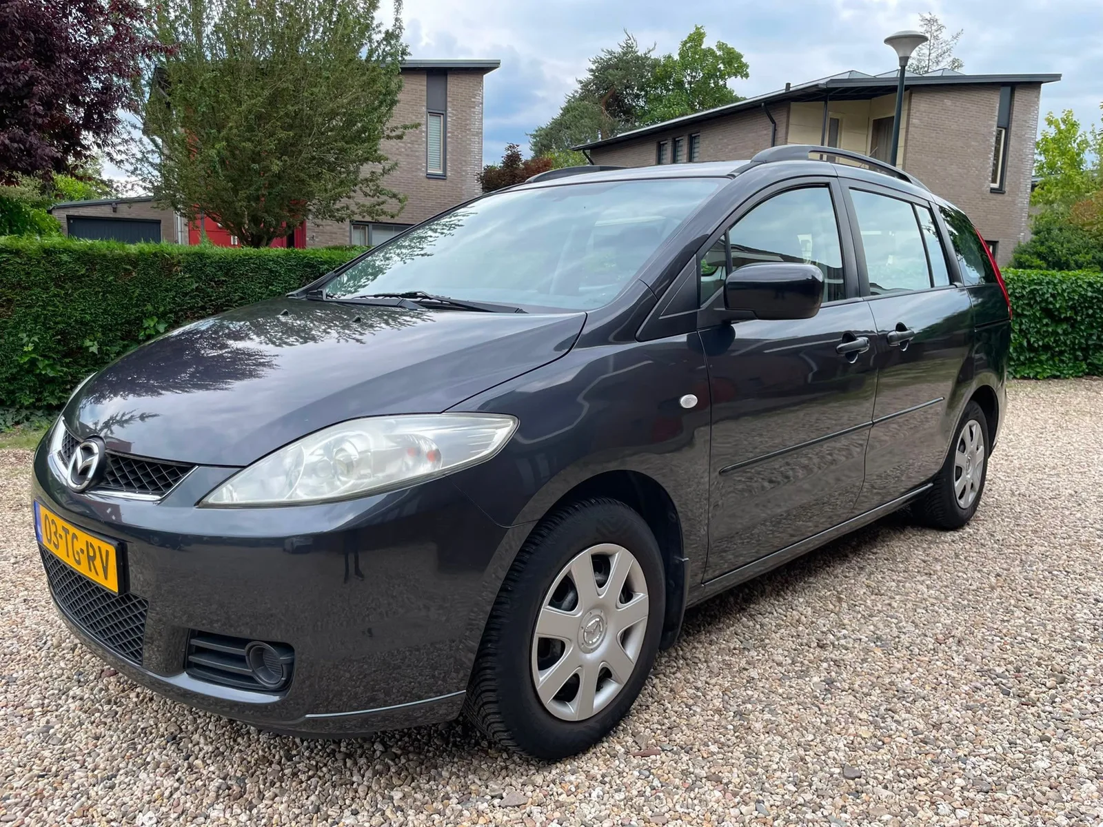 Mazda 5 (2006) — foto 1