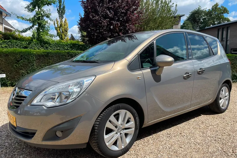 Opel Meriva (2011)