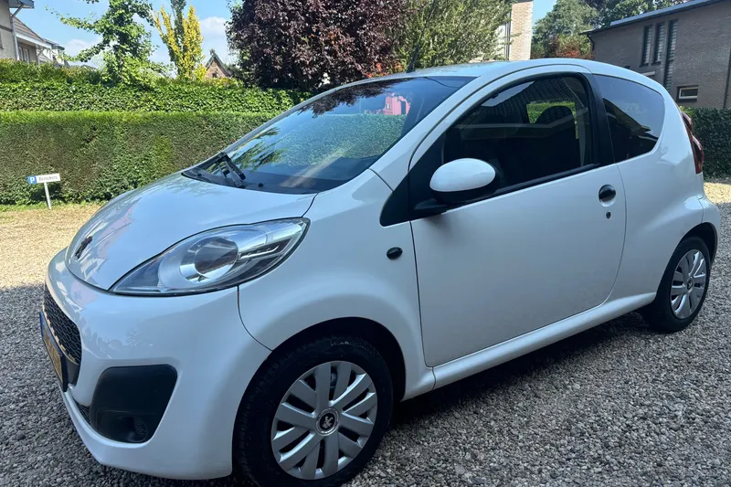 Peugeot 107 (2013)