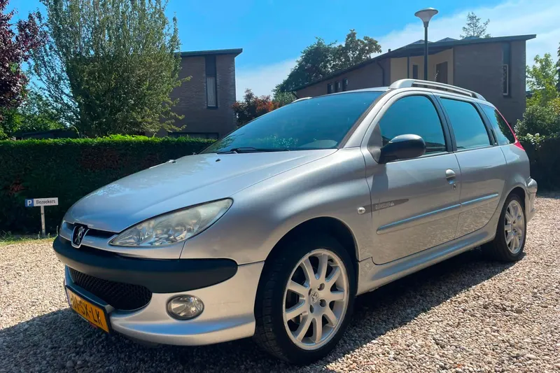 Peugeot 206 (2006)