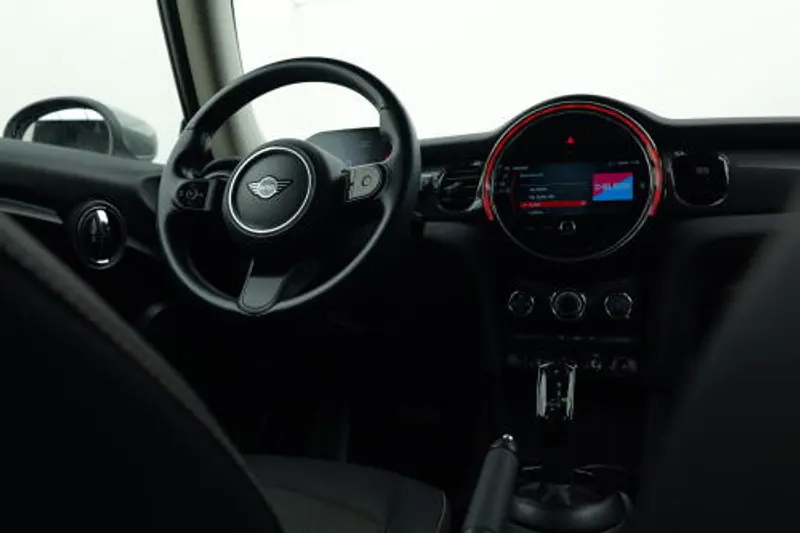 MINI Cooper (2021)