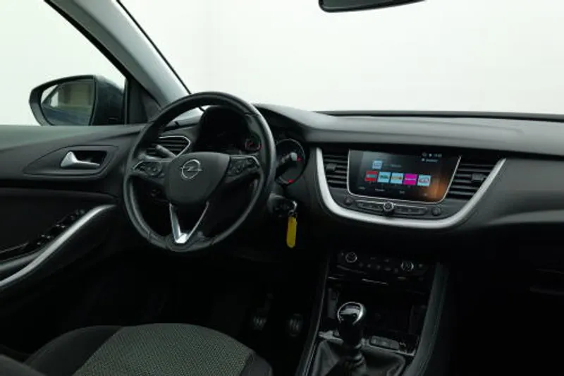 Opel Grandland (2019)