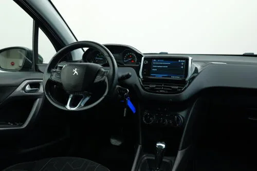 Peugeot 2008 (2016) — foto 1