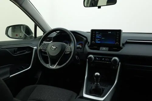 Toyota RAV4 (2021) — foto 1