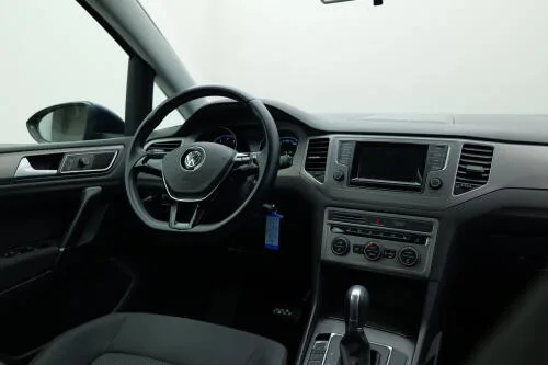 Volkswagen Golf Sportsvan (2014) — foto 1