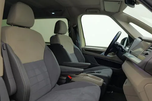 Volkswagen Multivan (2023) — foto 1