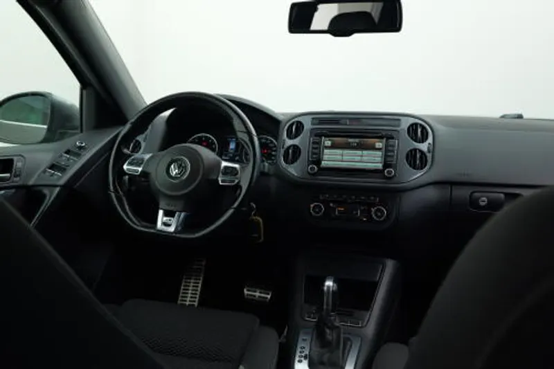 Volkswagen Tiguan (2014)