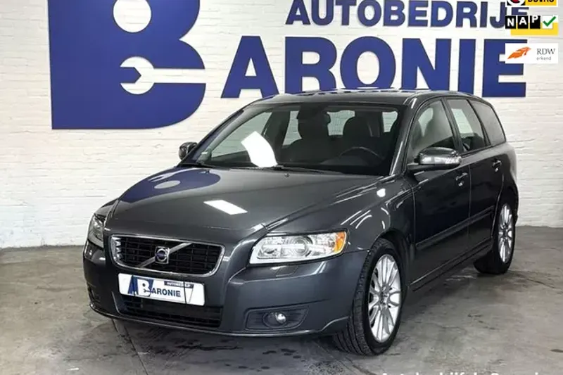 Volvo V50 (2008)