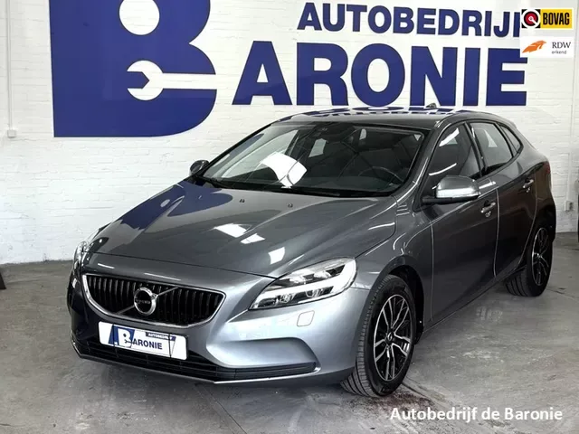 Volvo V40 (2017) — foto 1