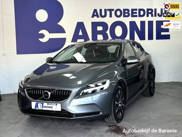 Volvo V40 (2018) — foto 1