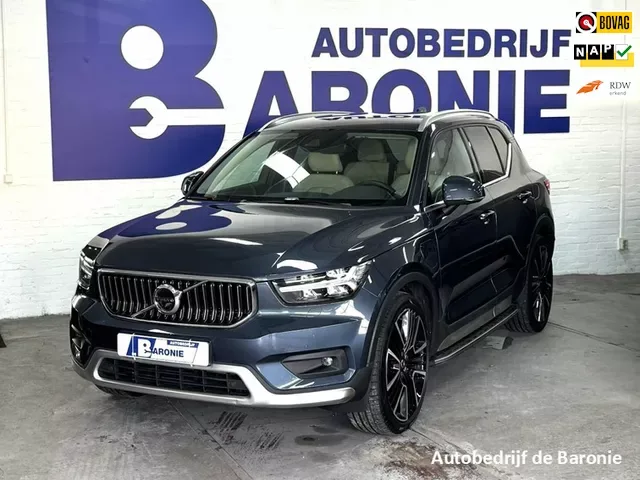 Volvo XC40 (2022) — foto 1