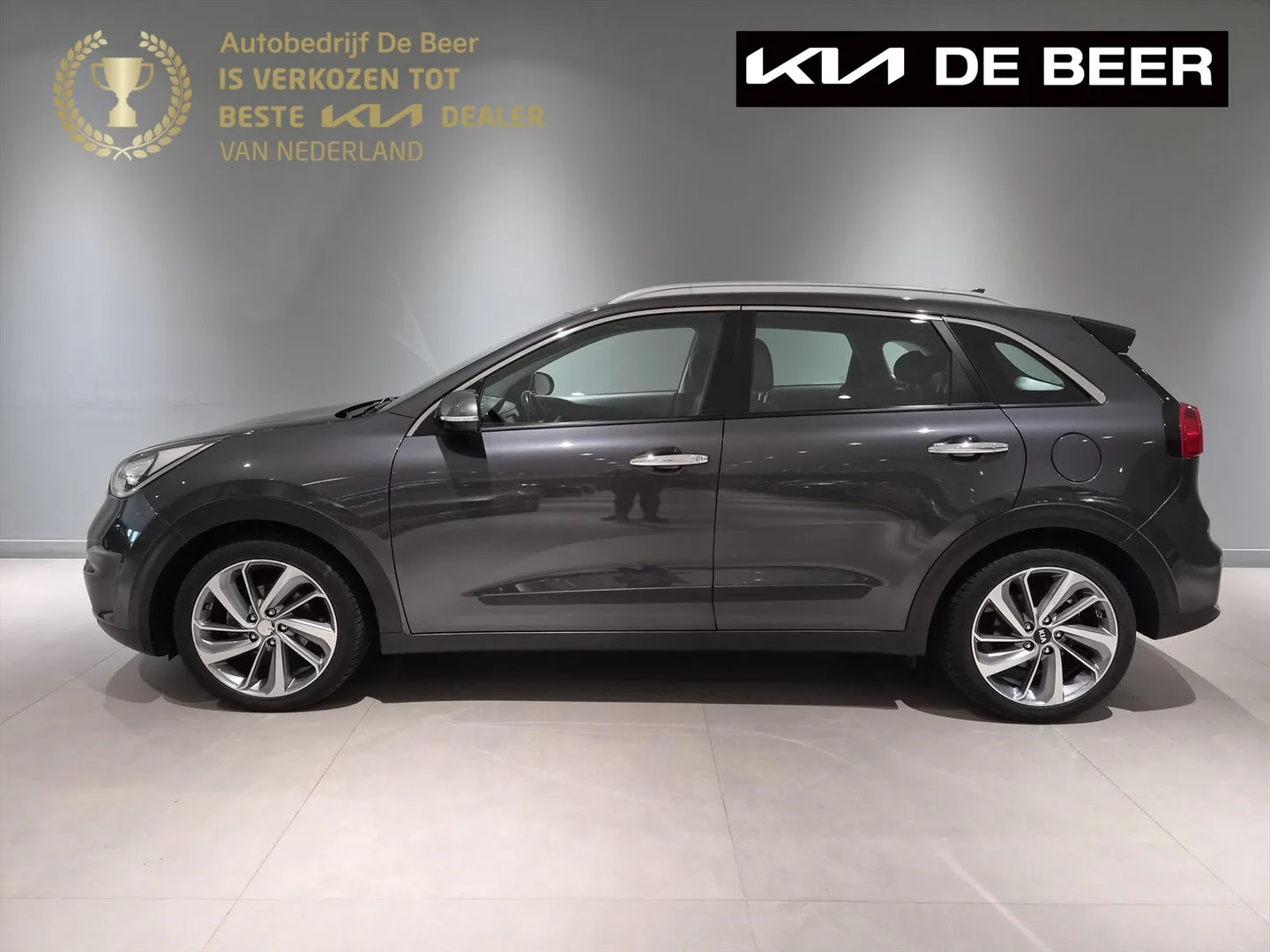 Kia Niro (2017) — foto 1