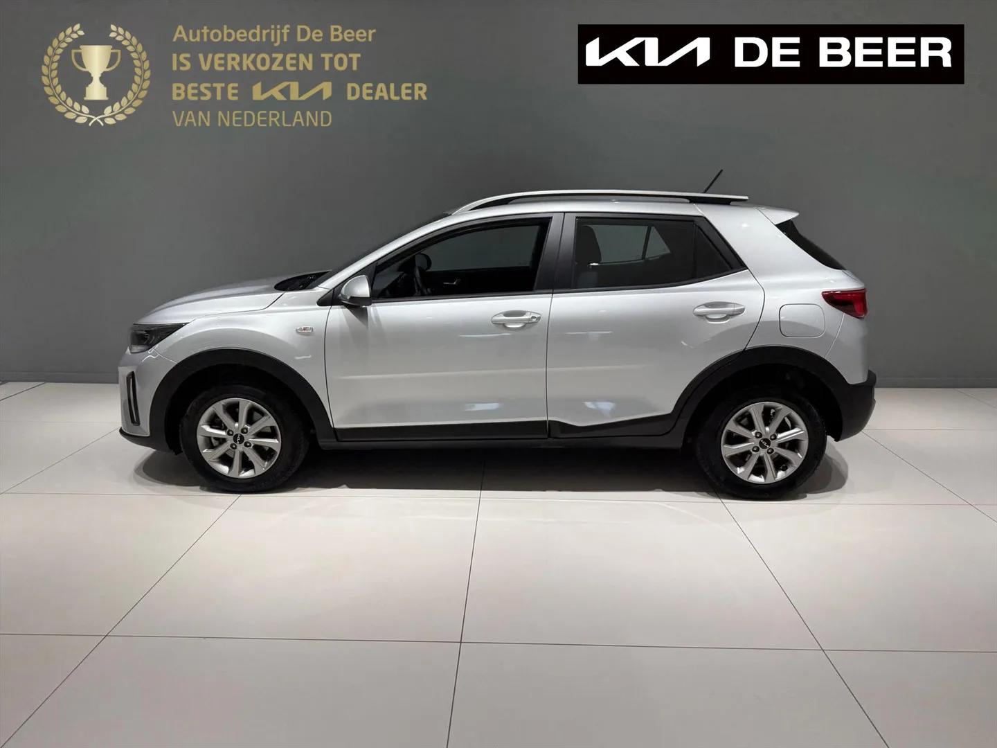 Kia Stonic (2024) — foto 1