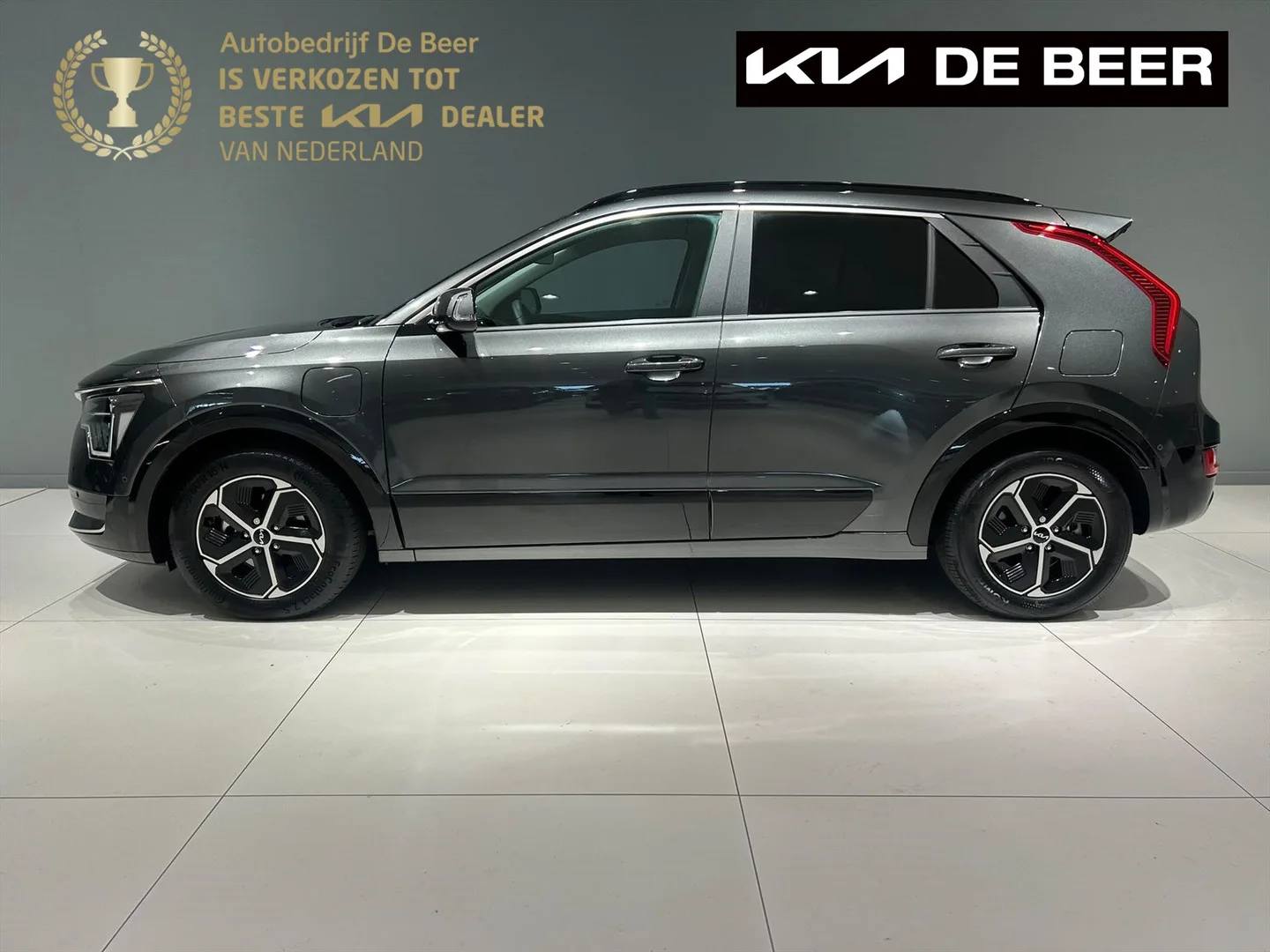 Kia Niro (2024) — foto 1