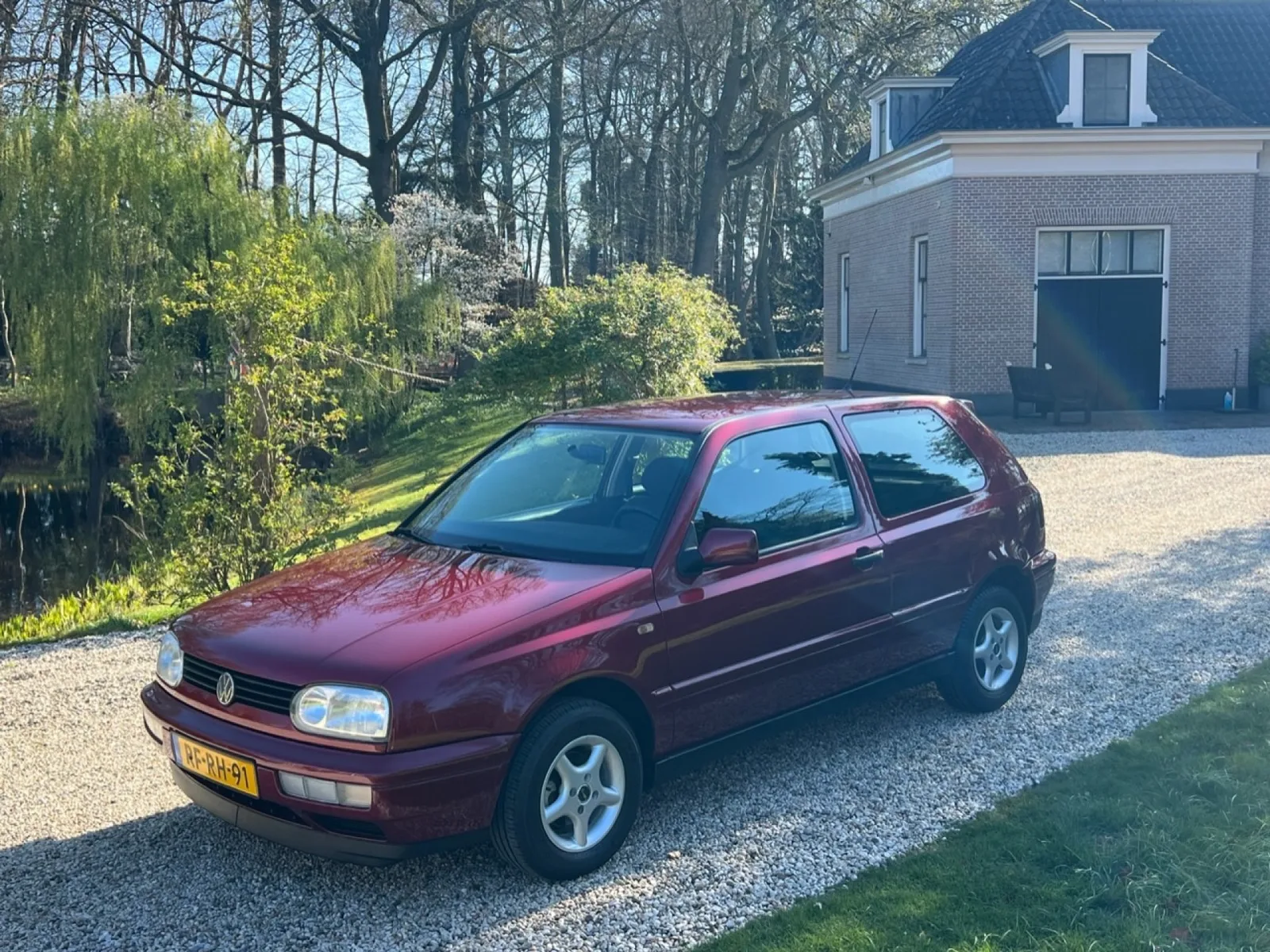 Volkswagen Golf (1997) — foto 1