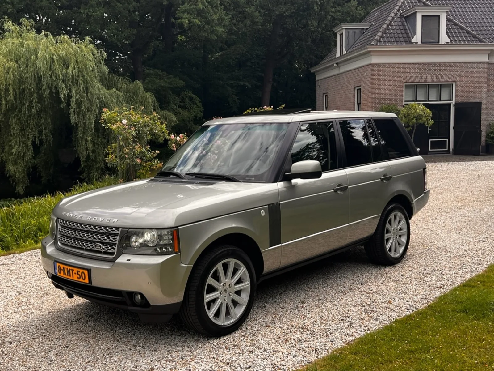Land Rover Range Rover (2009) — foto 1