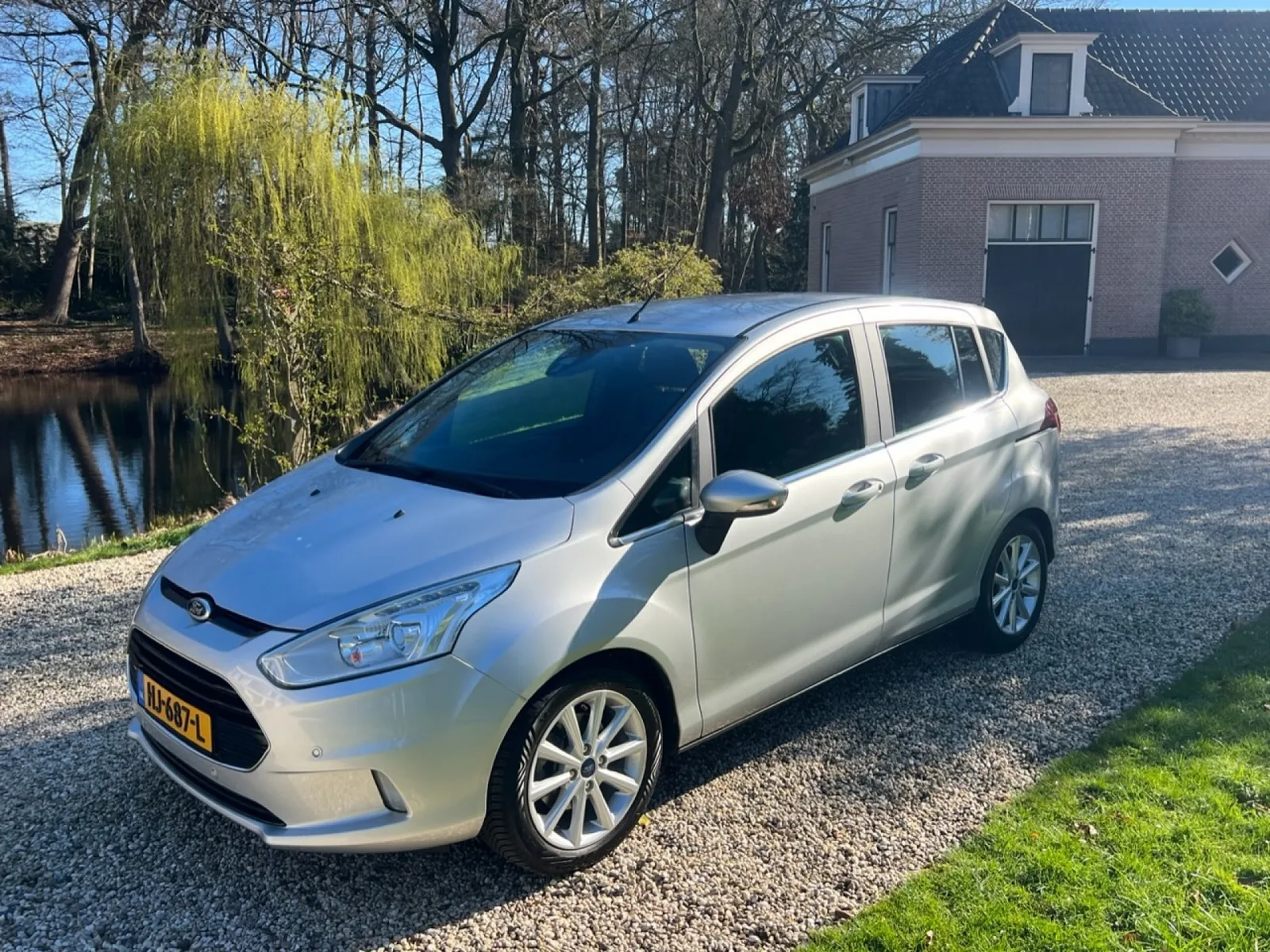 Ford B-Max (2015) — foto 1