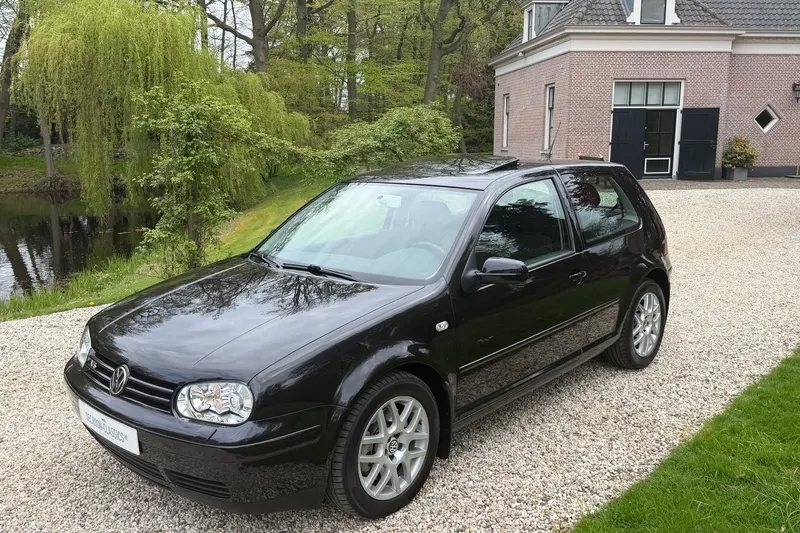 Volkswagen Golf (2001)