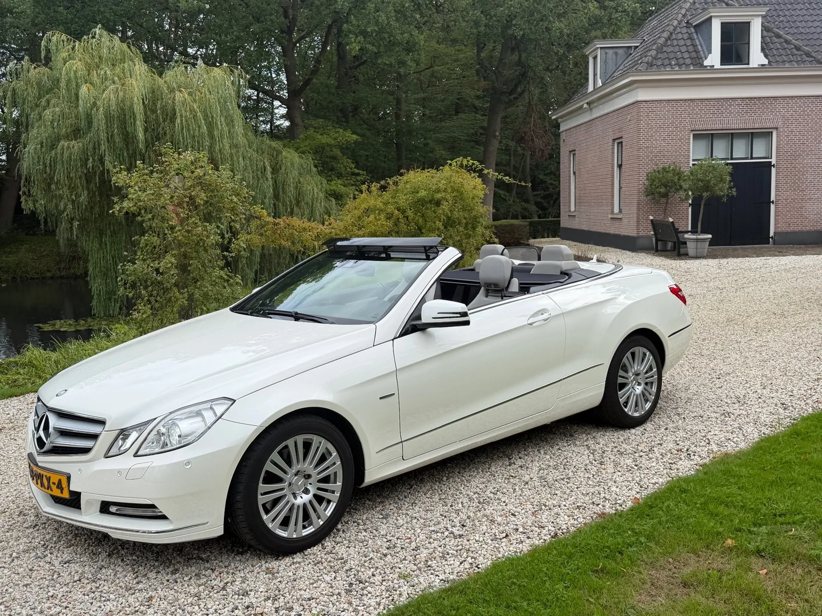 Mercedes-Benz E-Klasse (2011) — foto 1