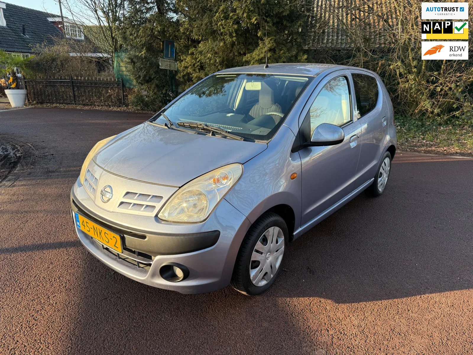 Nissan Pixo (2010) — foto 1
