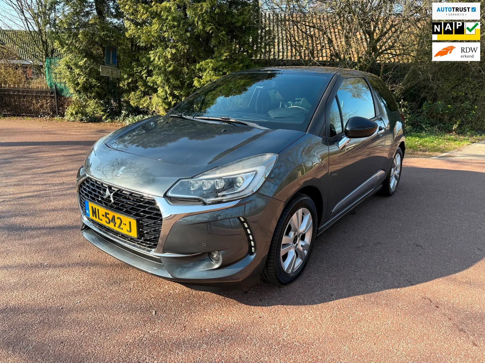 DS 3 (2017) — foto 1