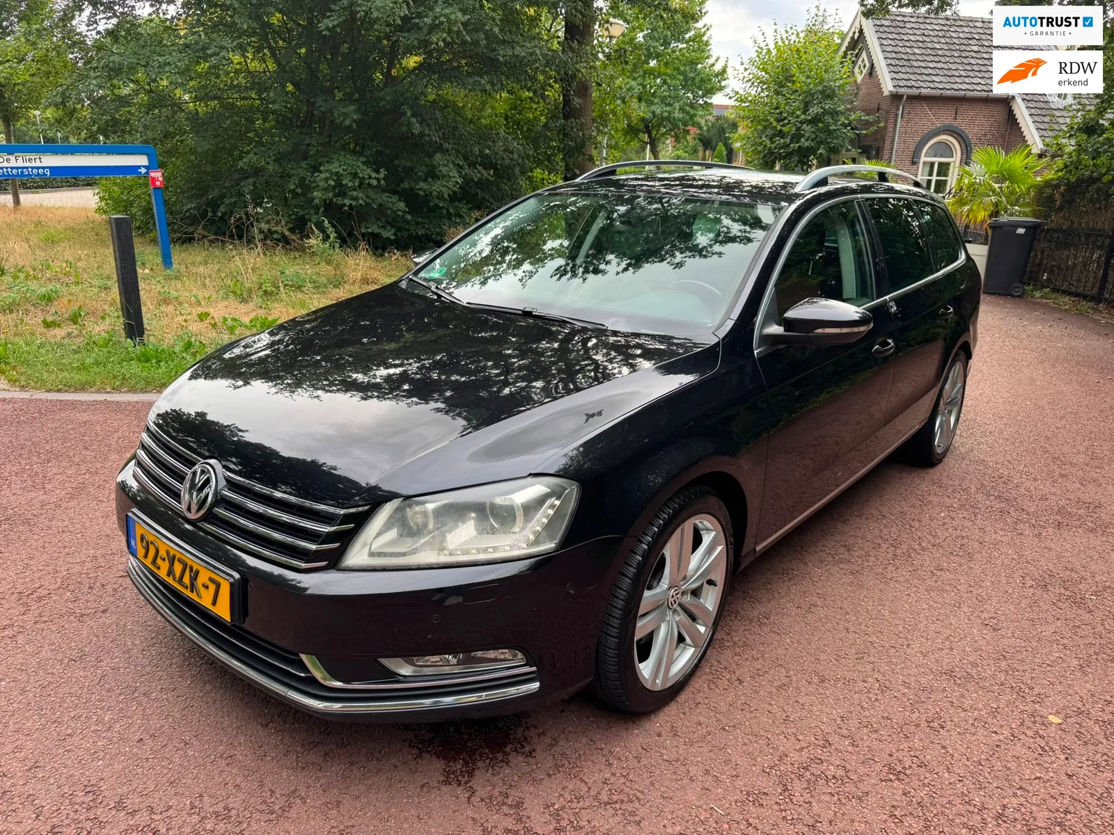 Volkswagen Passat (2011) — foto 1