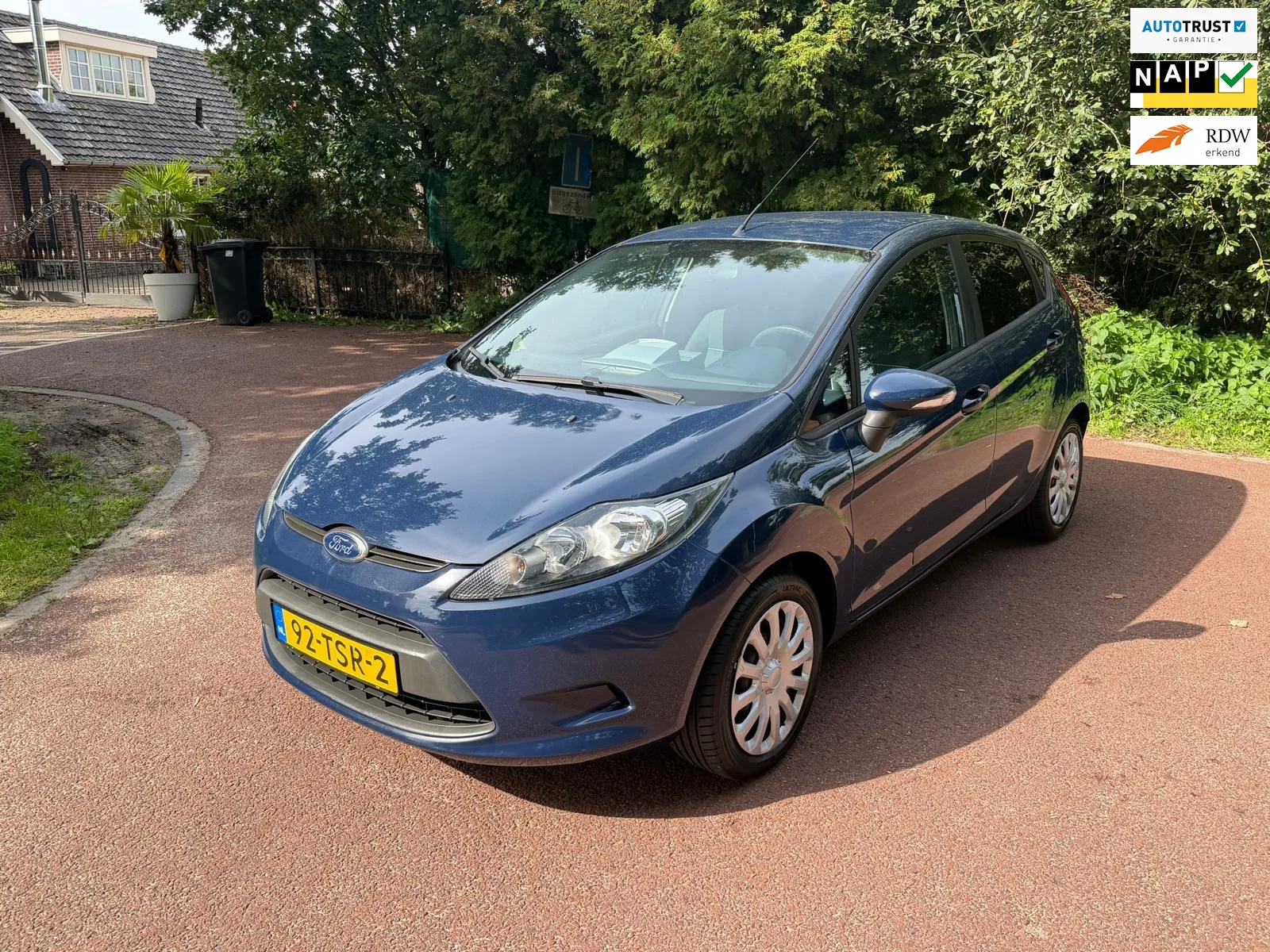 Ford Fiesta (2012) — foto 1