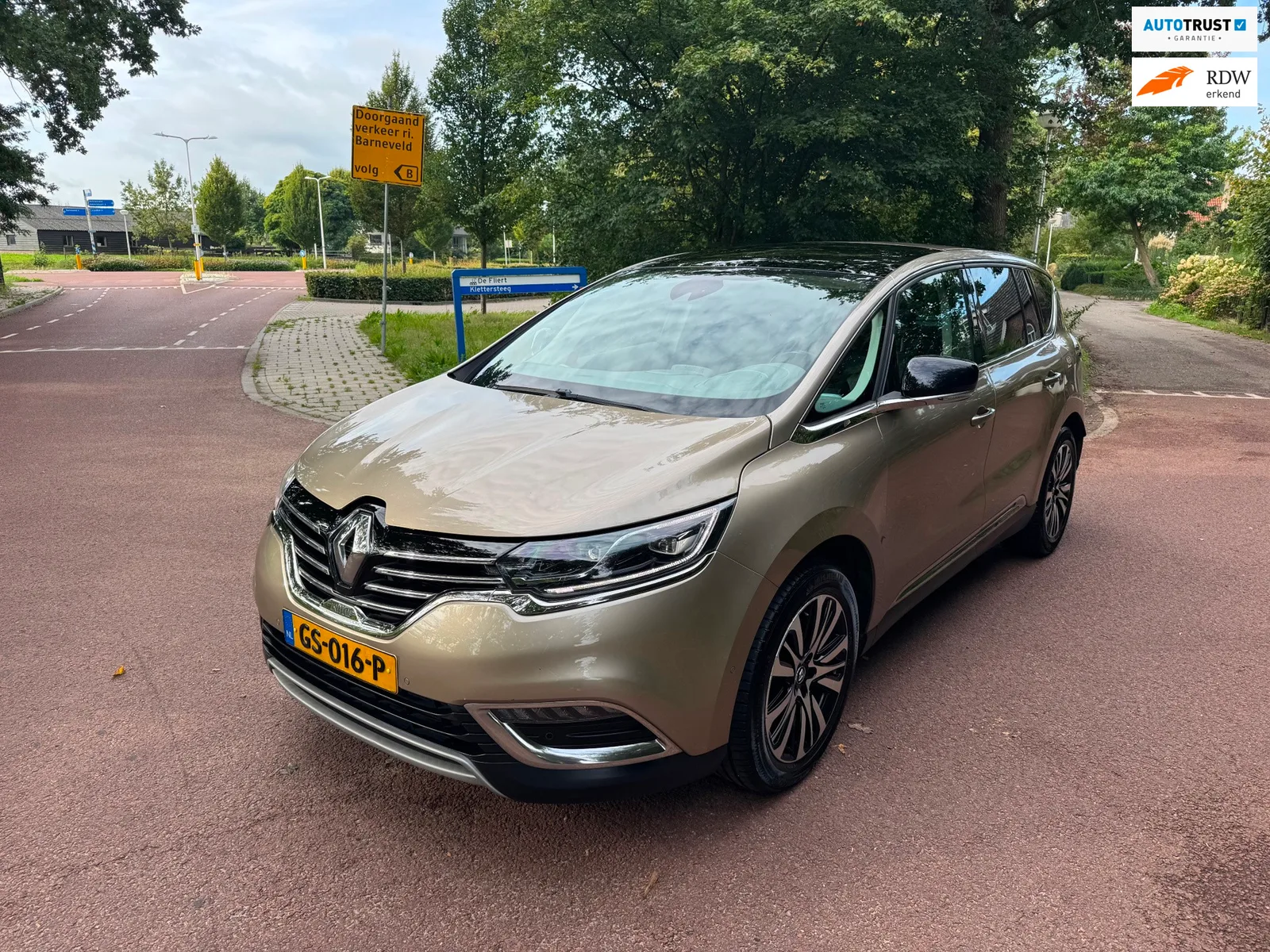 Renault Espace (2015) — foto 1