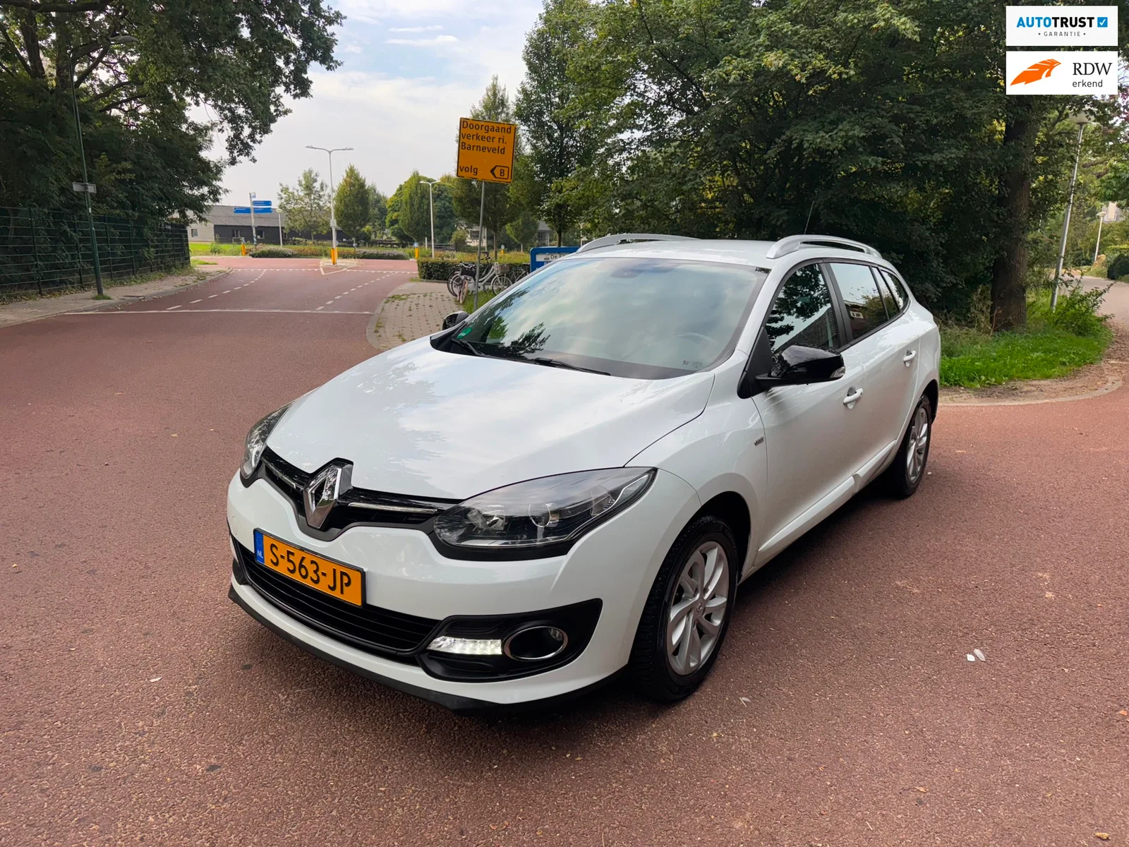 Renault Mégane (2015) — foto 1