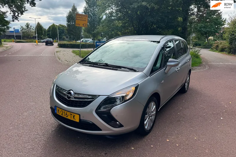Opel Zafira (2016)