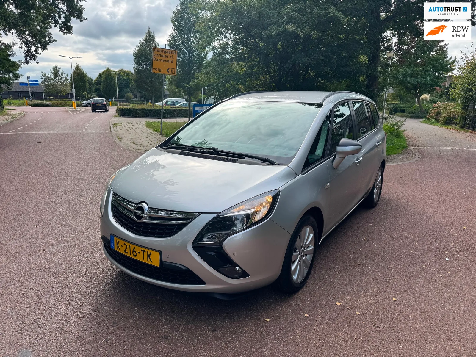 Opel Zafira (2016) — foto 1