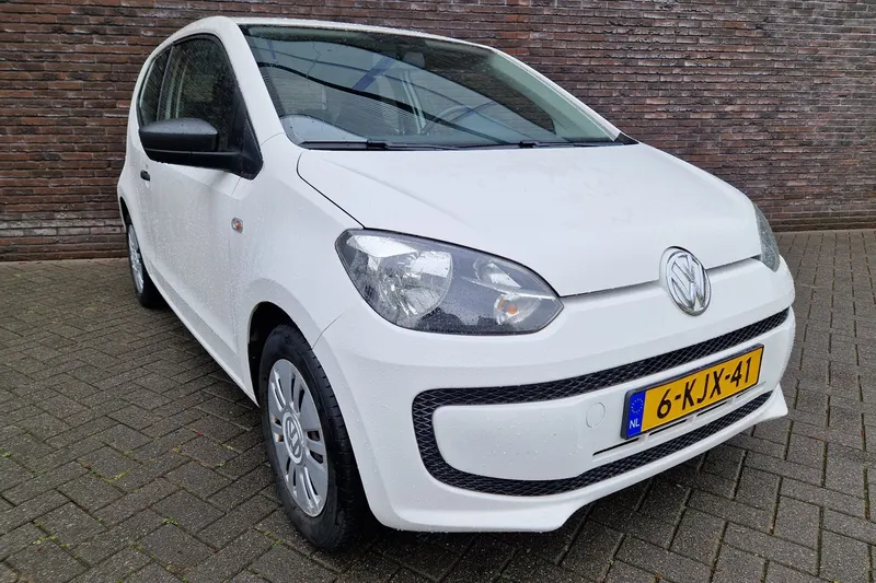 Volkswagen Up! (2013)