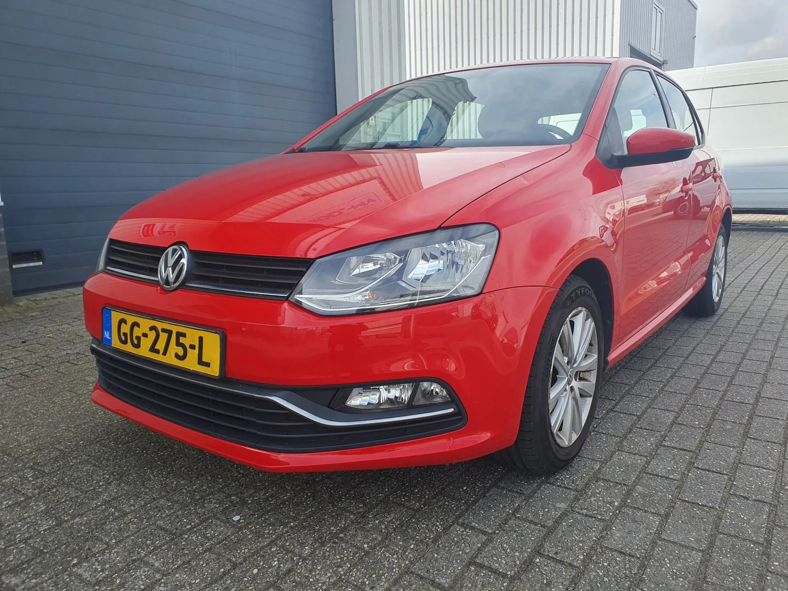 Volkswagen Polo (2014) — foto 1