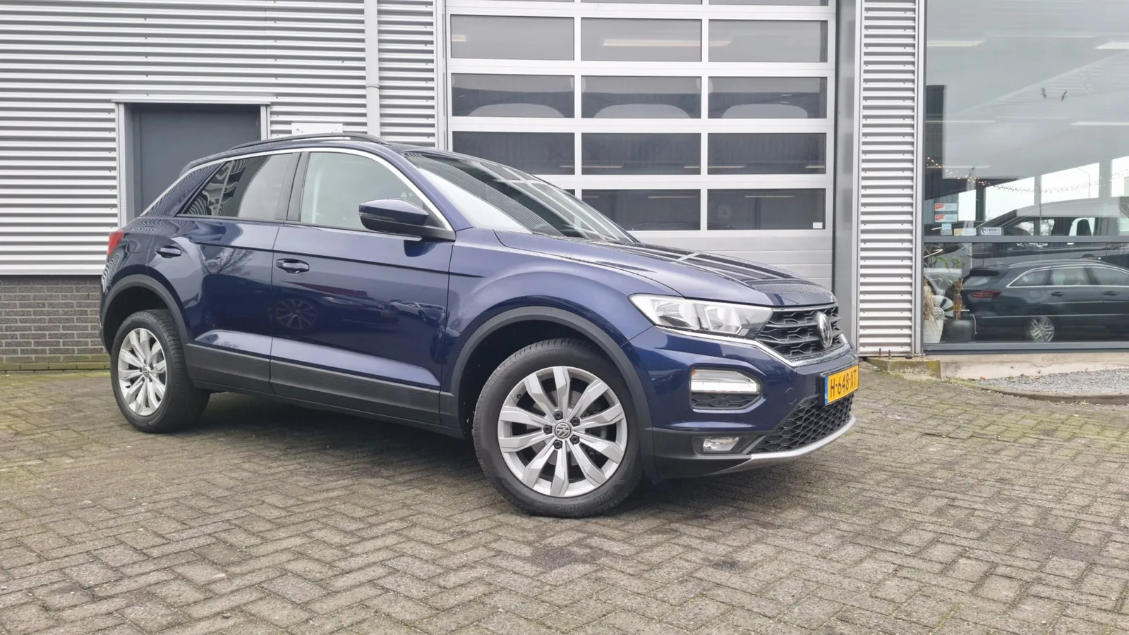 Volkswagen T-Roc (2020) — foto 1