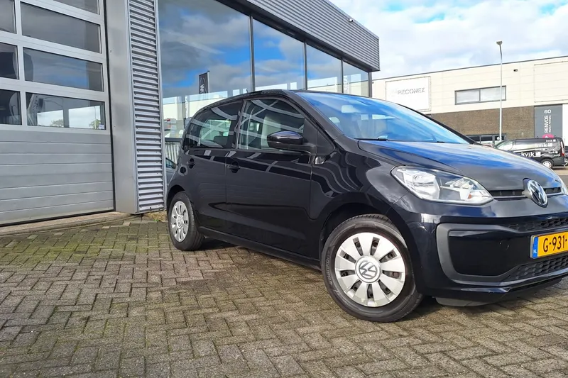 Volkswagen Up! (2019)