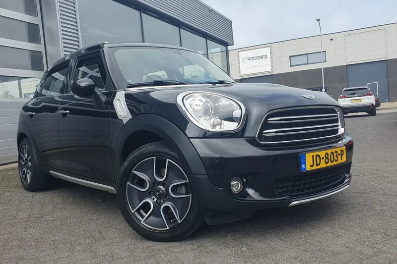 MINI Countryman (2016)