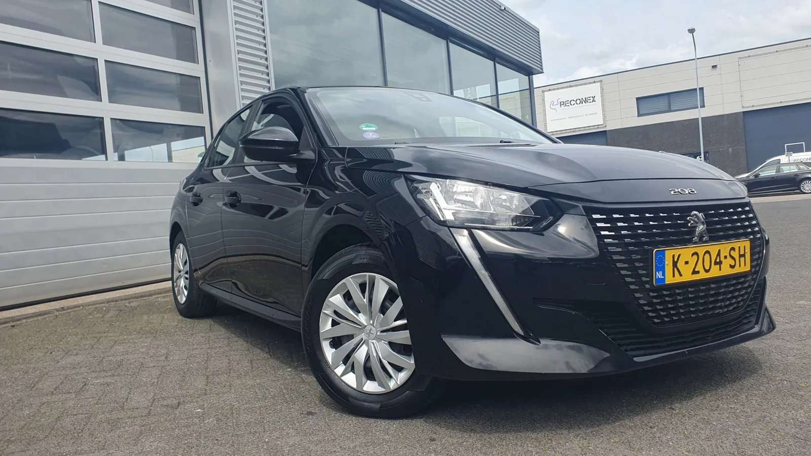 Peugeot 208 (2021) — foto 1