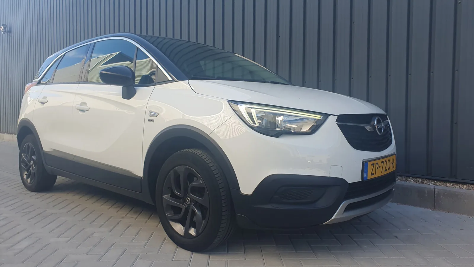 Opel Crossland (2019) — foto 1
