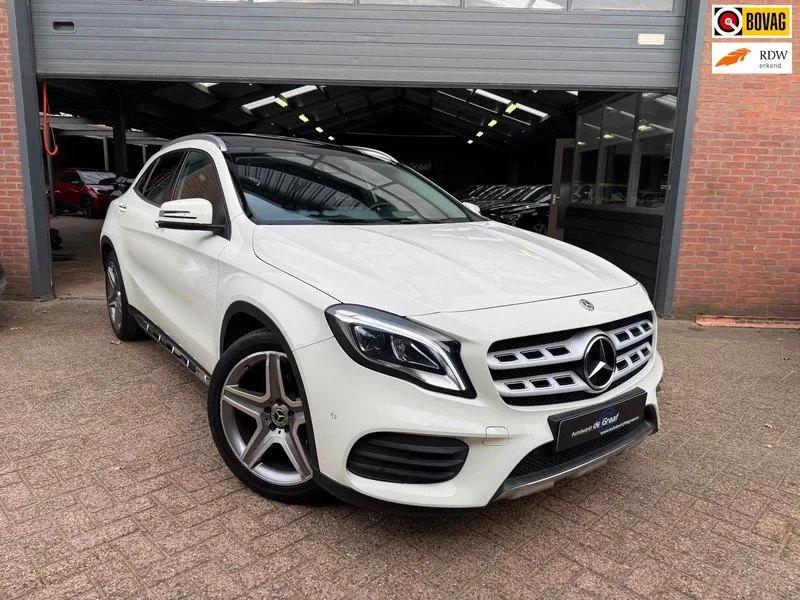 Mercedes-Benz GLA-Klasse (2017) — foto 1