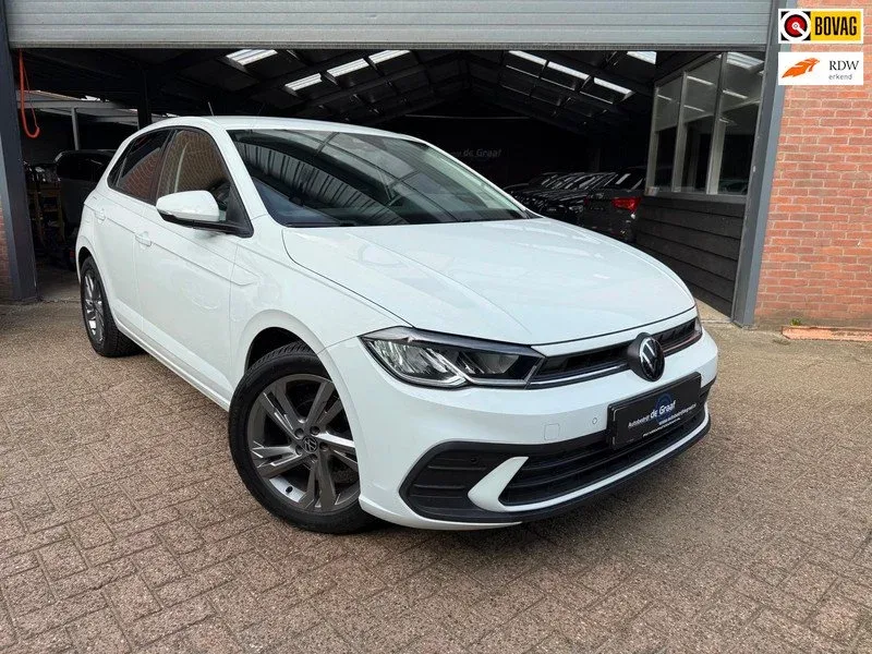 Volkswagen Polo (2023) — foto 1