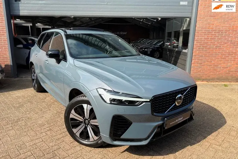 Volvo XC60 (2023)