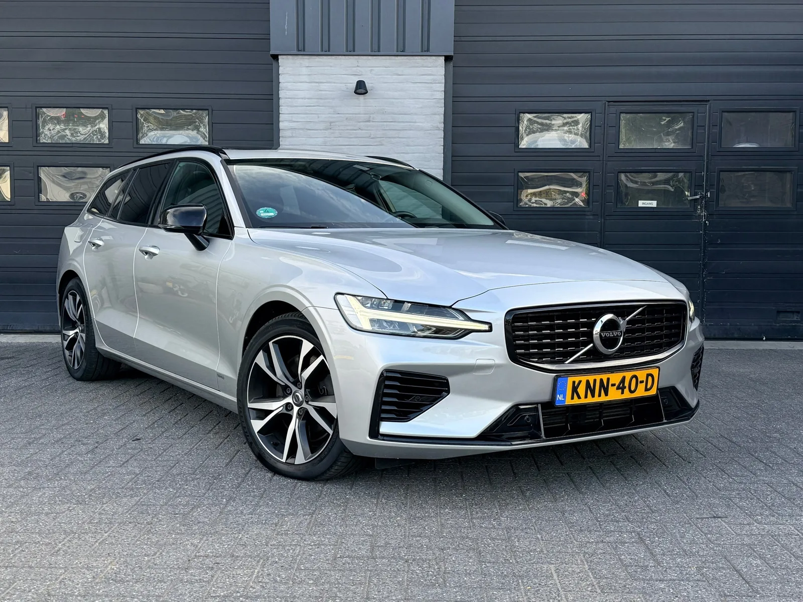 Volvo V60 (2021) — foto 1