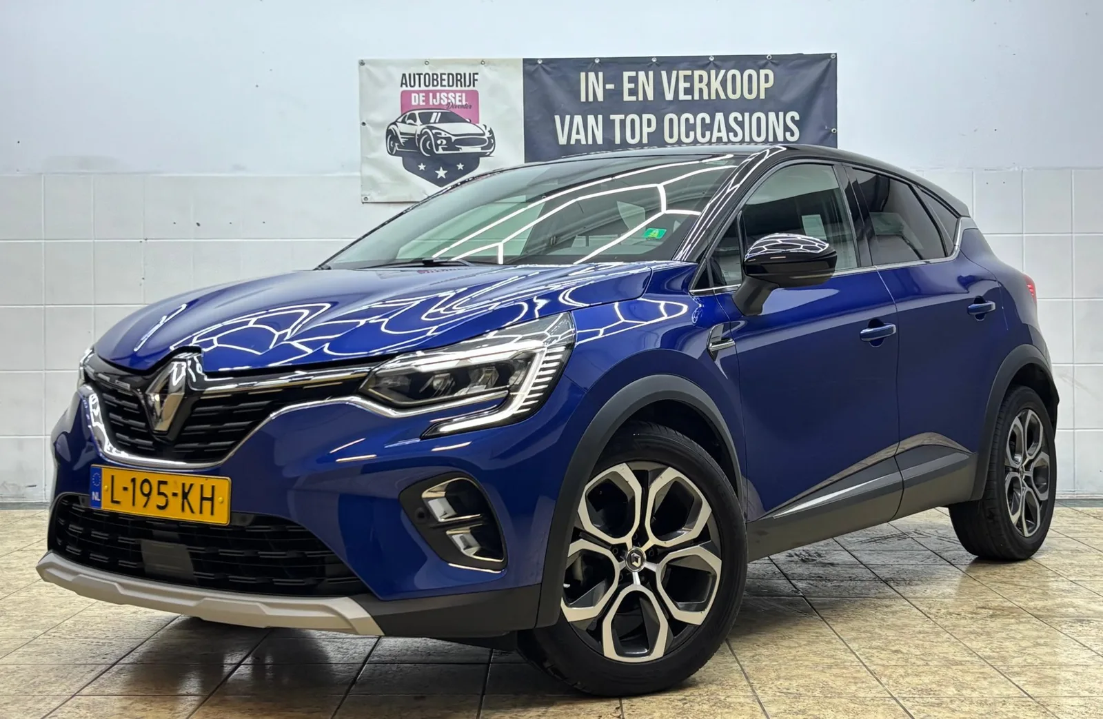 Renault Captur (2021) — foto 1