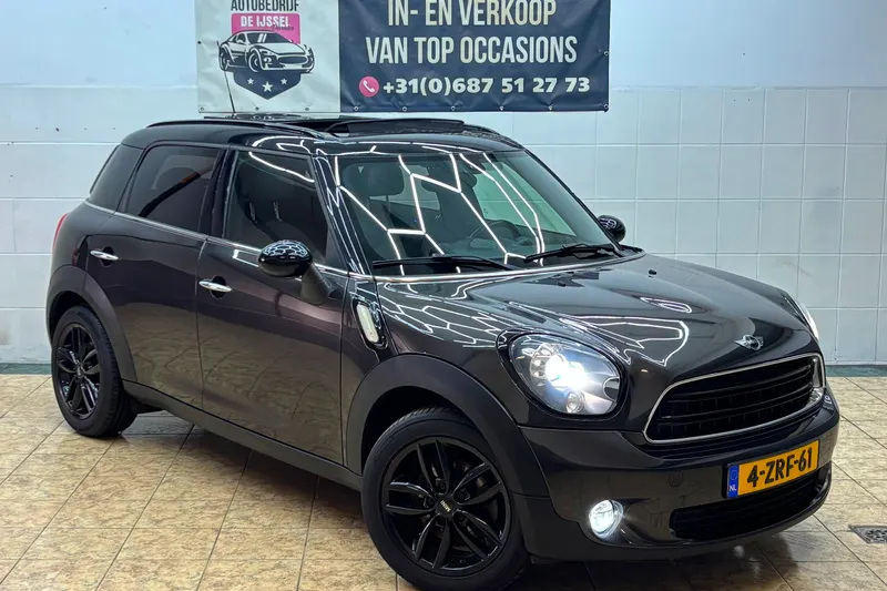 MINI Countryman (2015)