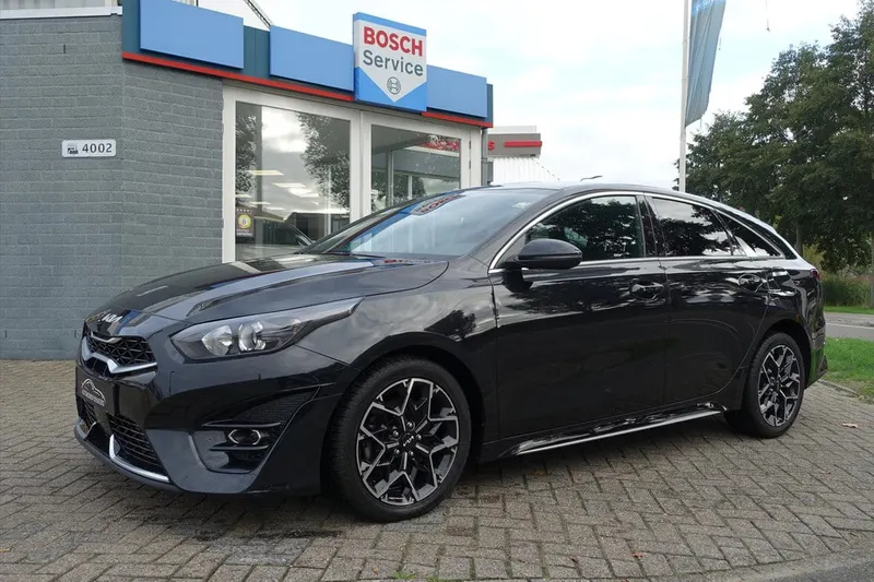 Kia ProCeed (2022)