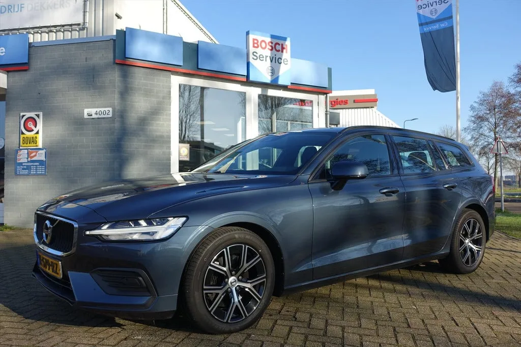 Volvo V60 (2021) — foto 1