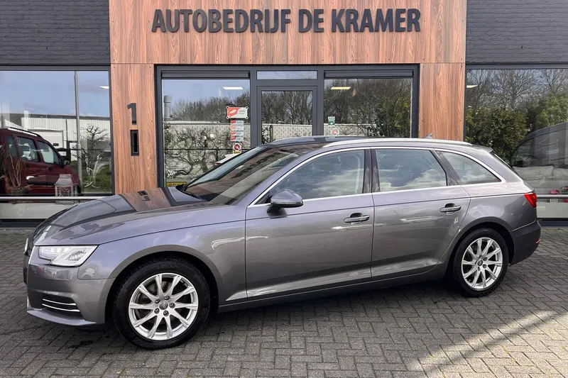 Audi A4 (2017)