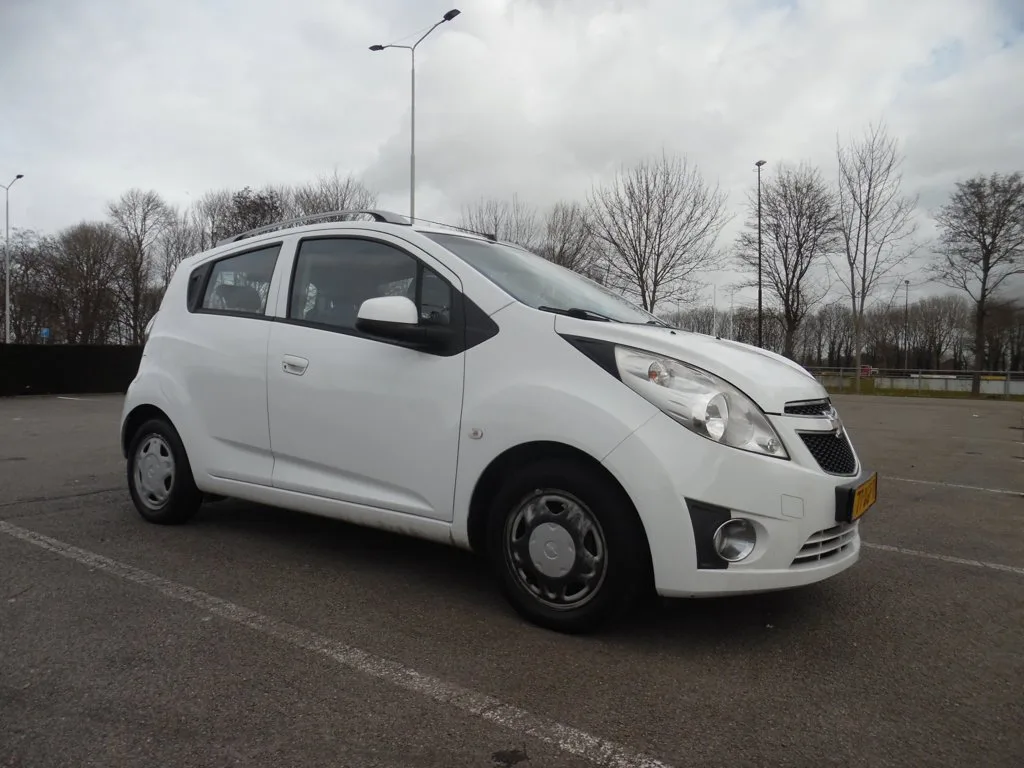 Chevrolet Spark (2012) — foto 1