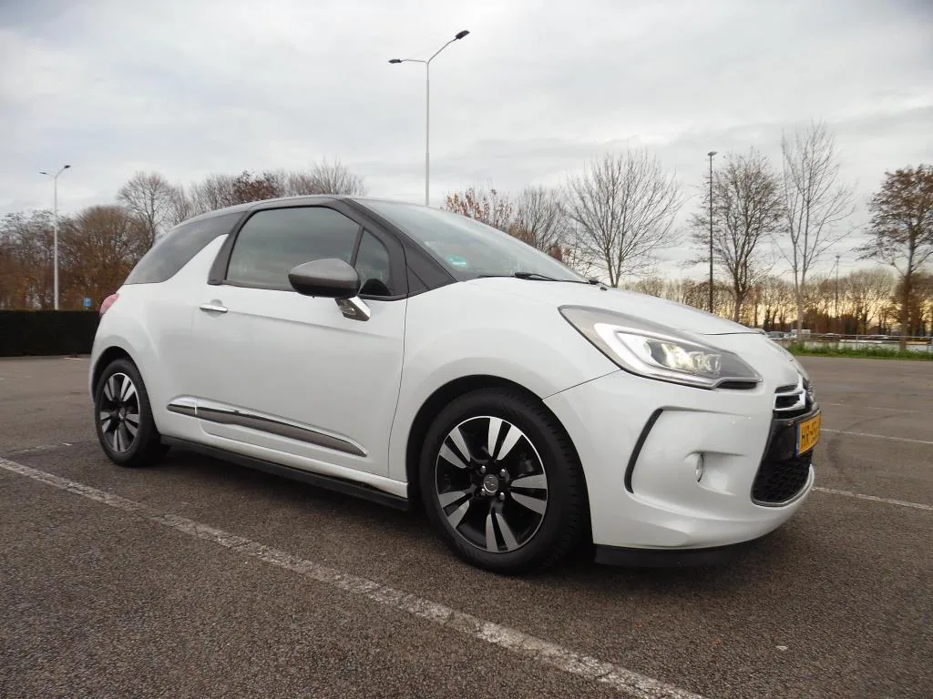 DS 3 (2015) — foto 1